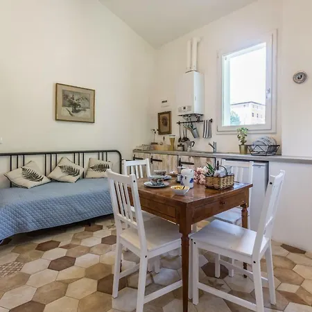 Borgo Sartoni Case Vacanze In Affitto *
